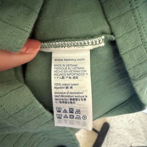 Y2K Tommy Hilfiger Women's L Green Short Sleeve Tee cotton - Picture 5 of 5